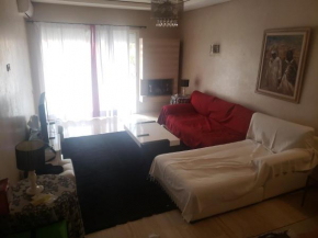 Grand appartement propre pour famille et couples mariés